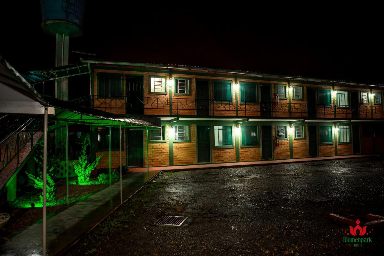 Hotel Blumenpark Rio Negro  المظهر الخارجي الصورة
